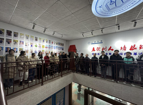 BOYU.COM西山作家群工作室举行揭牌仪式