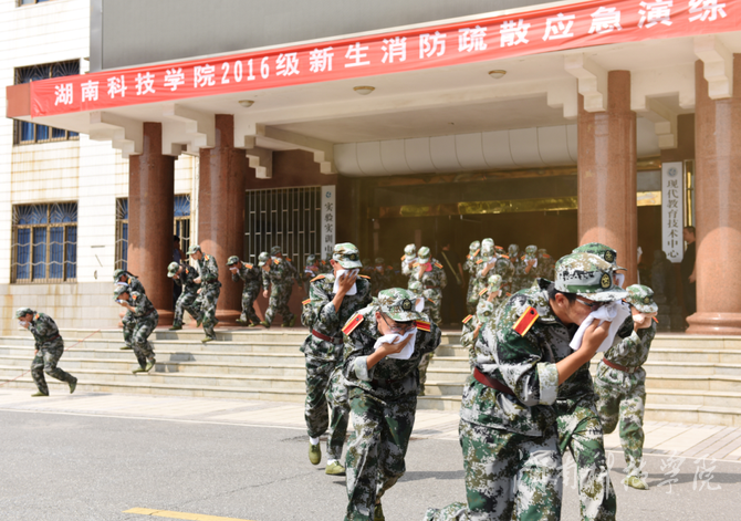 F(0L$(R~BPNX83JQ{EUT`FV F(0L$(R~BPNX83JQ{EUT`FV