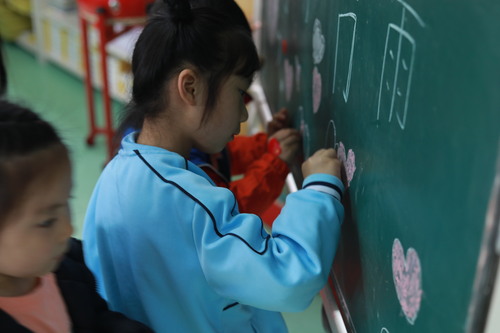 76F5A959EC6C015FD6606DE38EB5DEBB